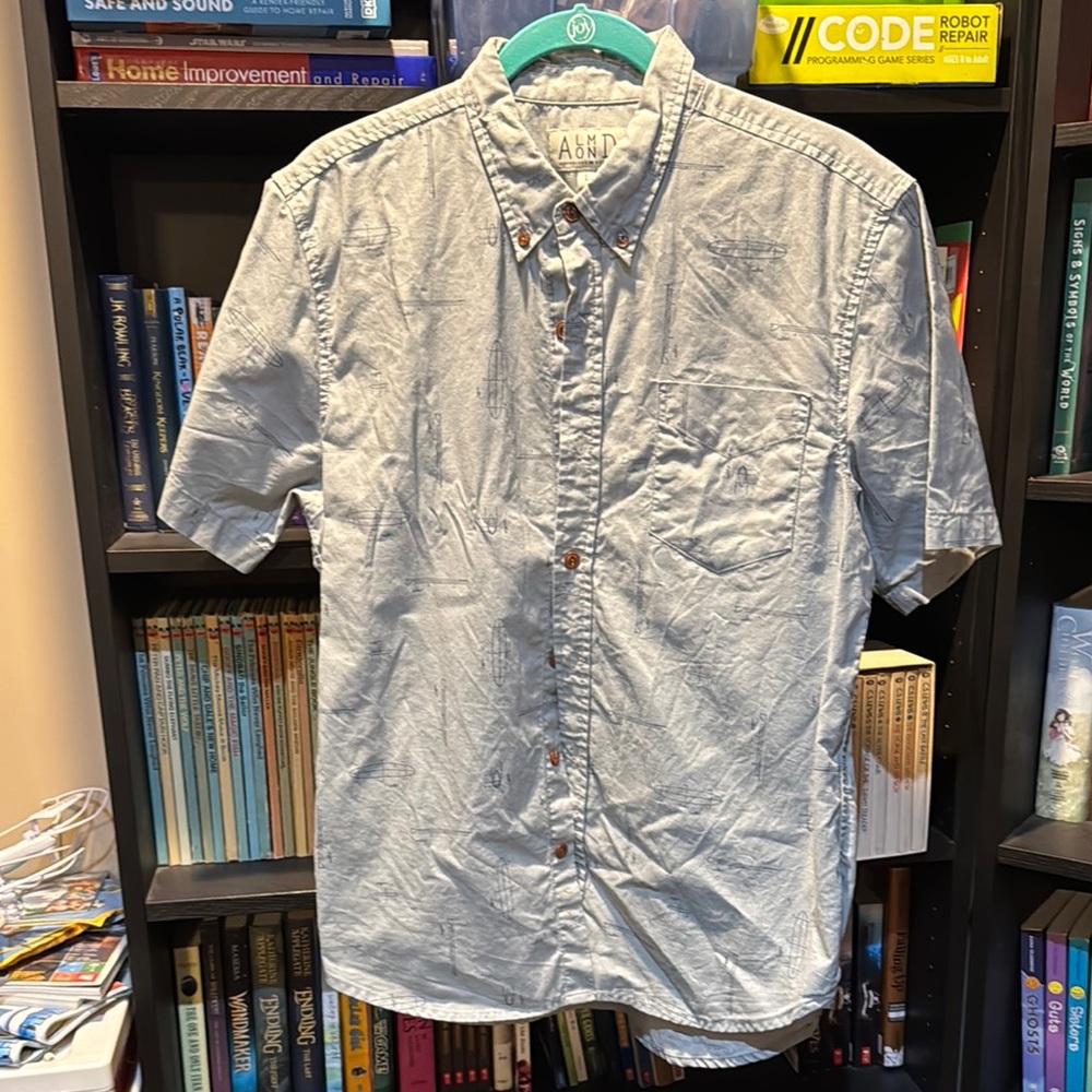 Blue Casual Button Down Shirt with Short Sleeves